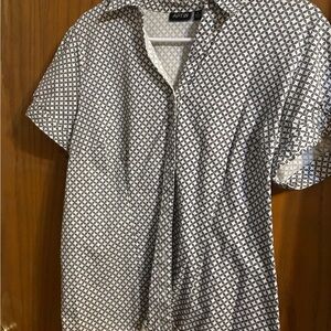 Apt. 9 Women's Black and White Geometric Blouse